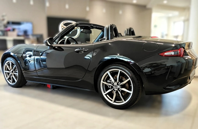 Mazda MX-5 cena 154700 przebieg: 5, rok produkcji 2023 z Michałowo małe 16